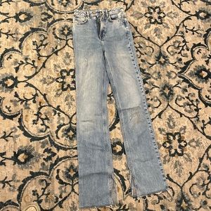 Light wash blue Zara jeans